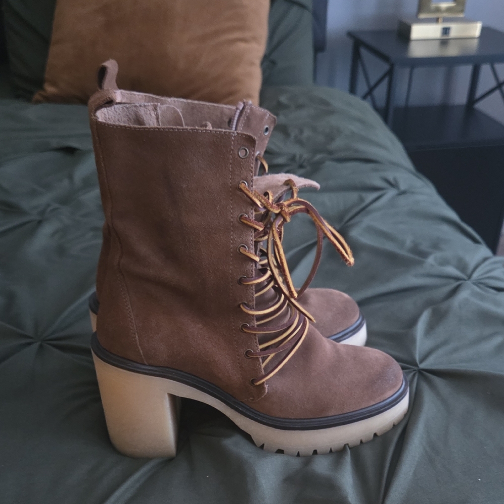 Buckle Brown Lace-Up Women's Boots